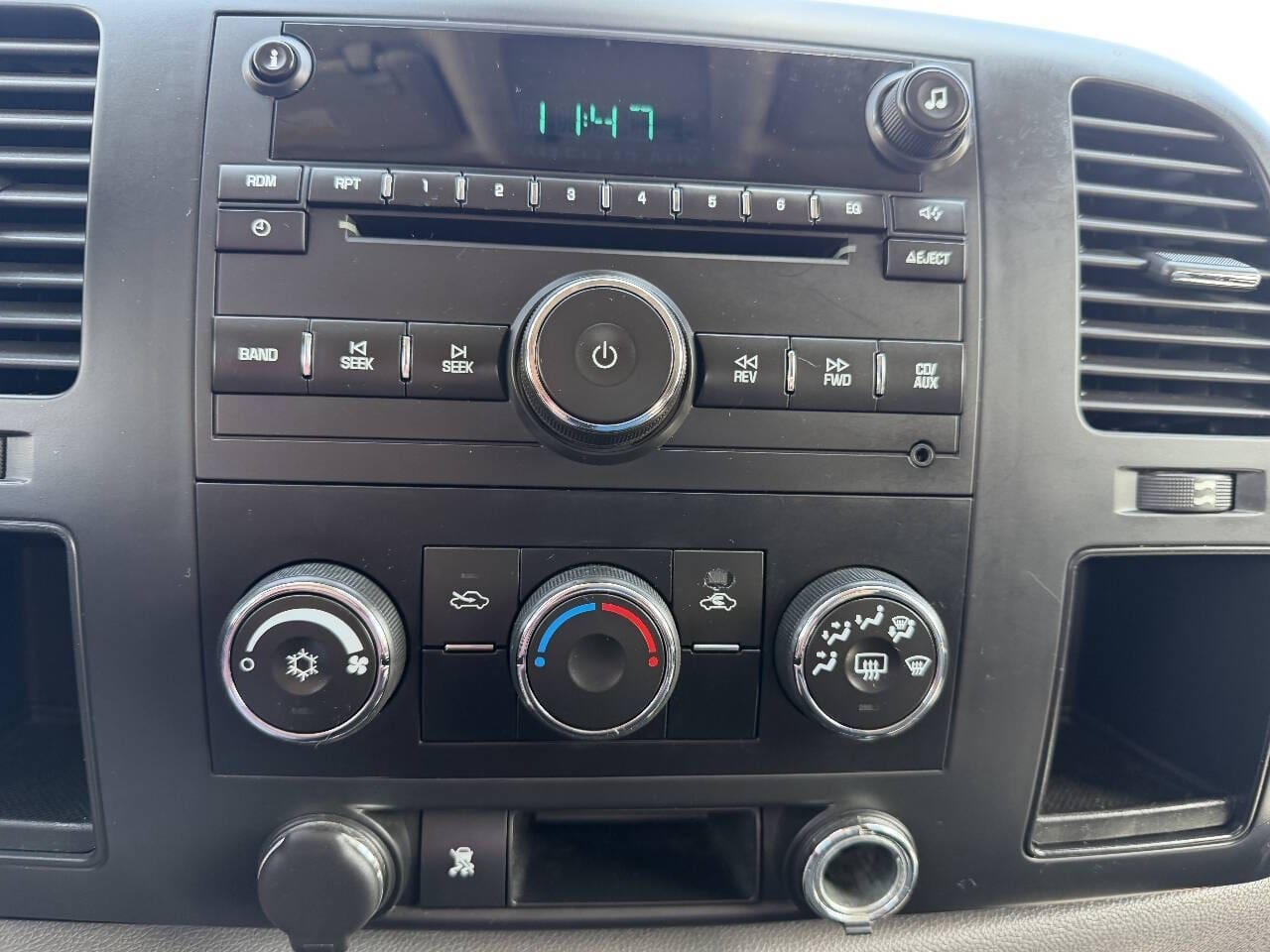 2007 GMC Sierra 1500 - Image 13