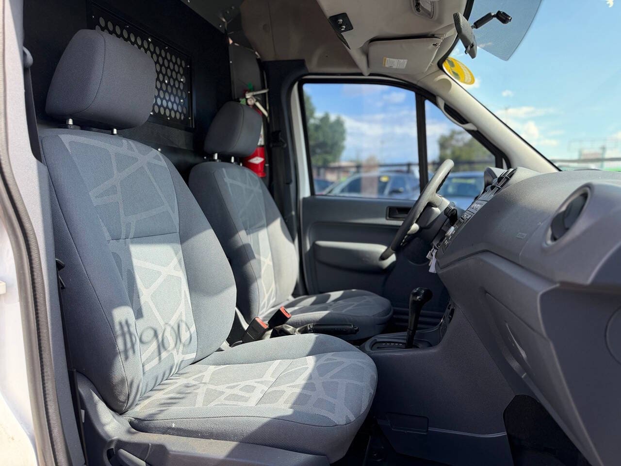 2010 Ford Transit Connect - Image 9