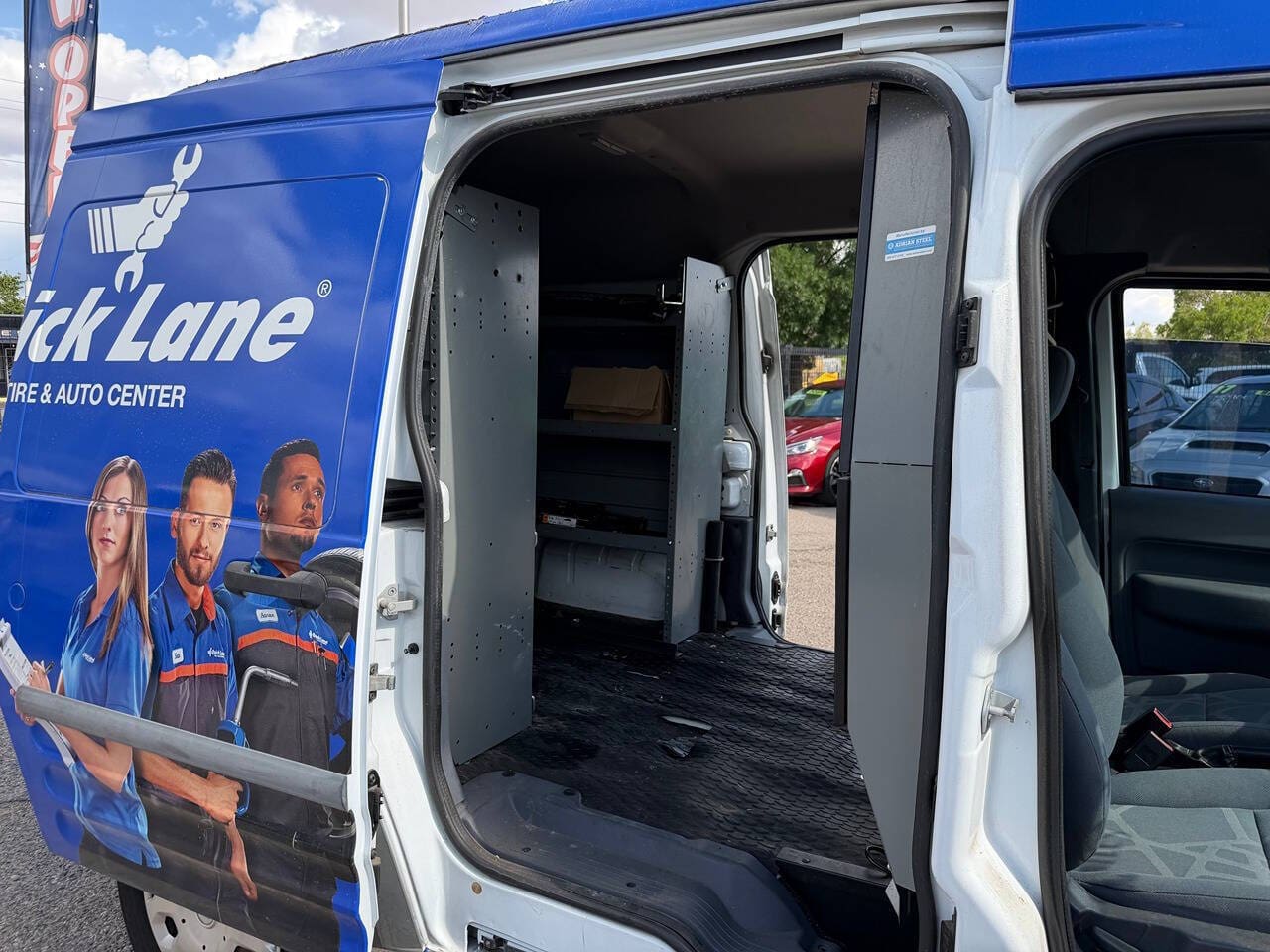 2010 Ford Transit Connect - Image 10