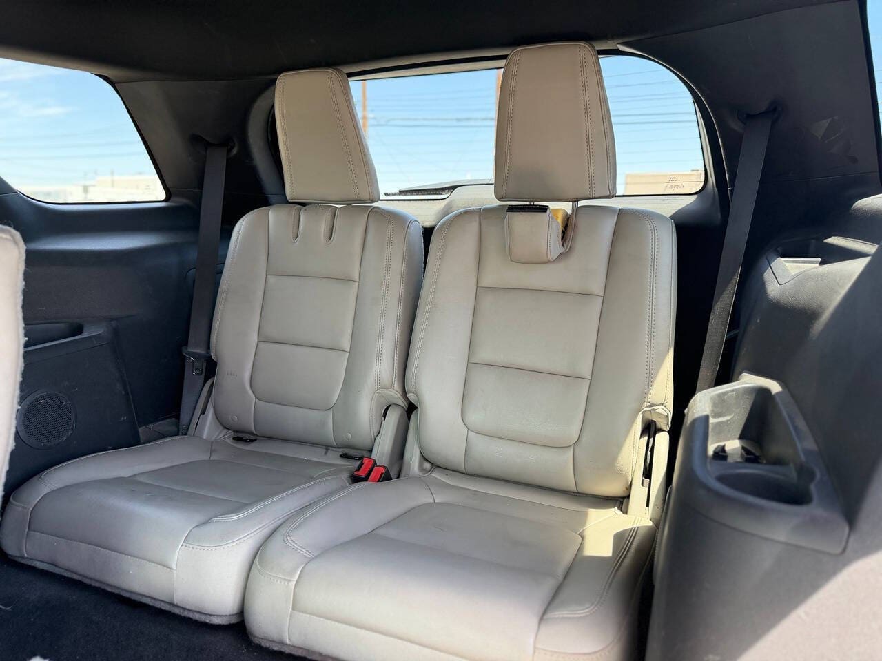 2012 Ford Explorer - Image 18