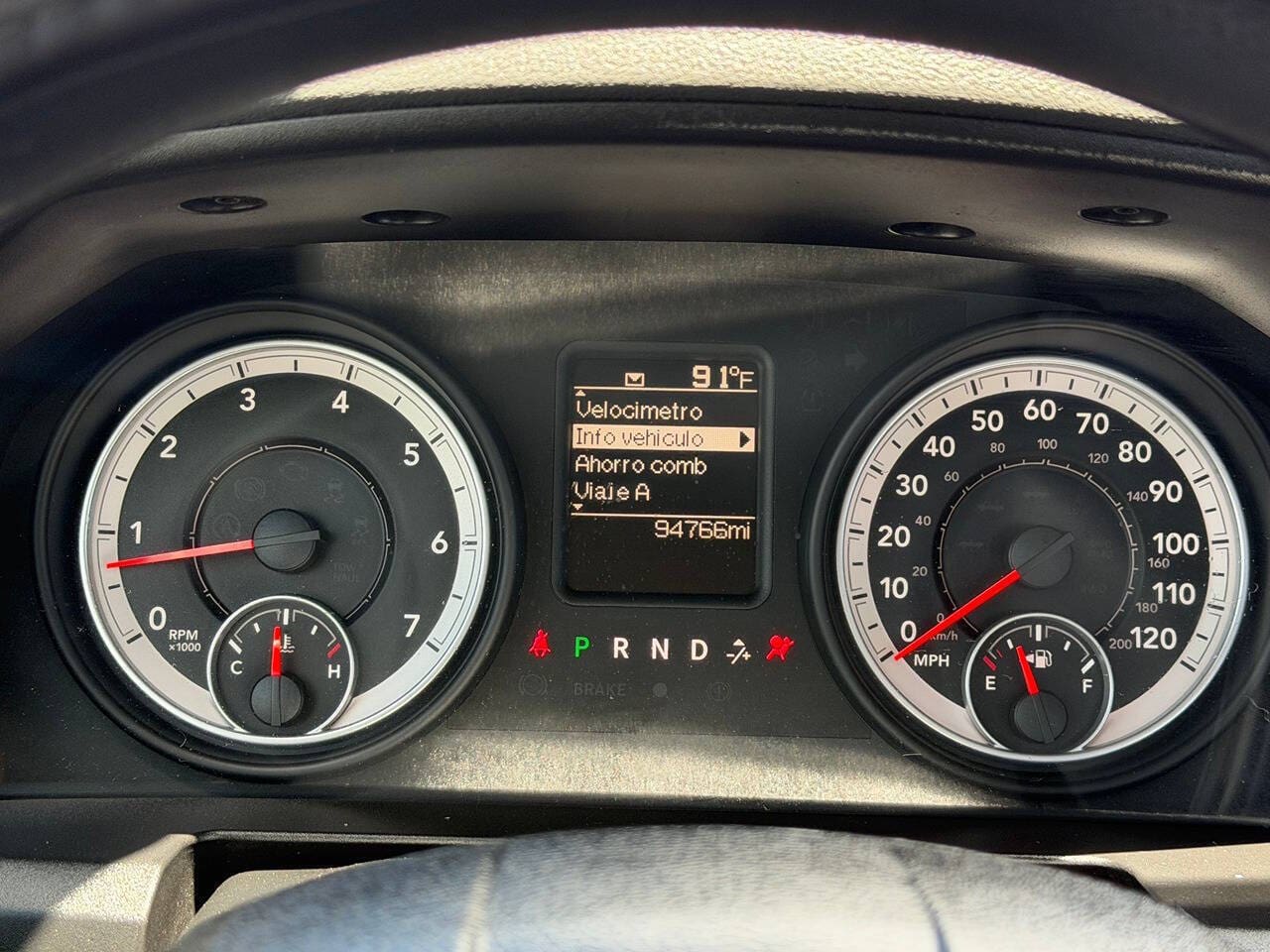 2013 RAM 1500 - Image 17