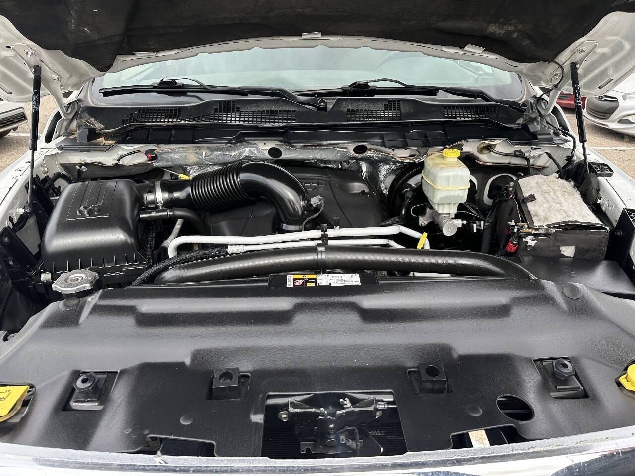 2014 RAM 2500 - Image 5