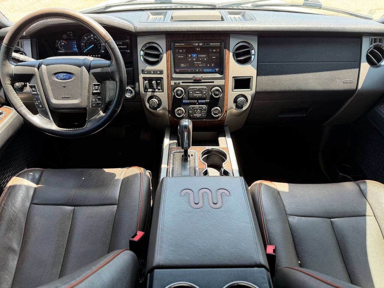 2015 Ford Expedition EL - Image 12