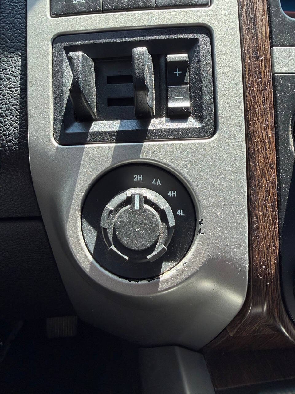 2015 Ford Expedition EL - Image 14