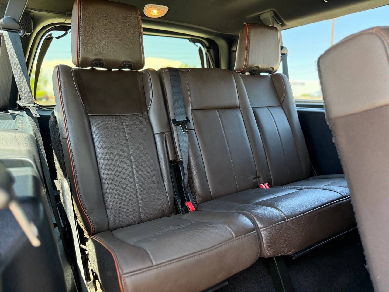 2015 Ford Expedition EL - Image 20