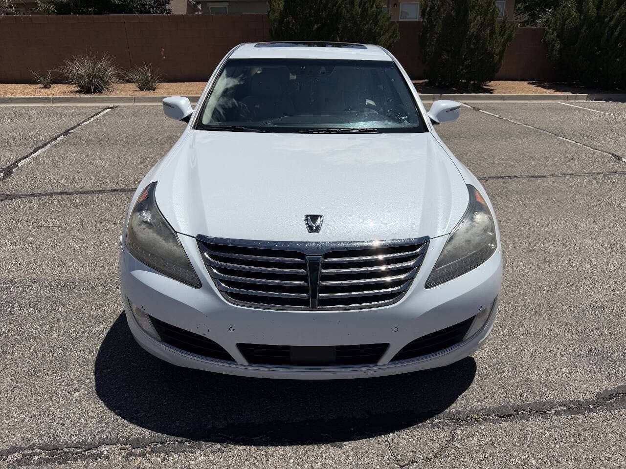 2015 Hyundai Equus - Image 4