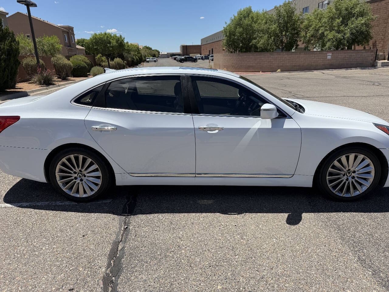 2015 Hyundai Equus - Image 6