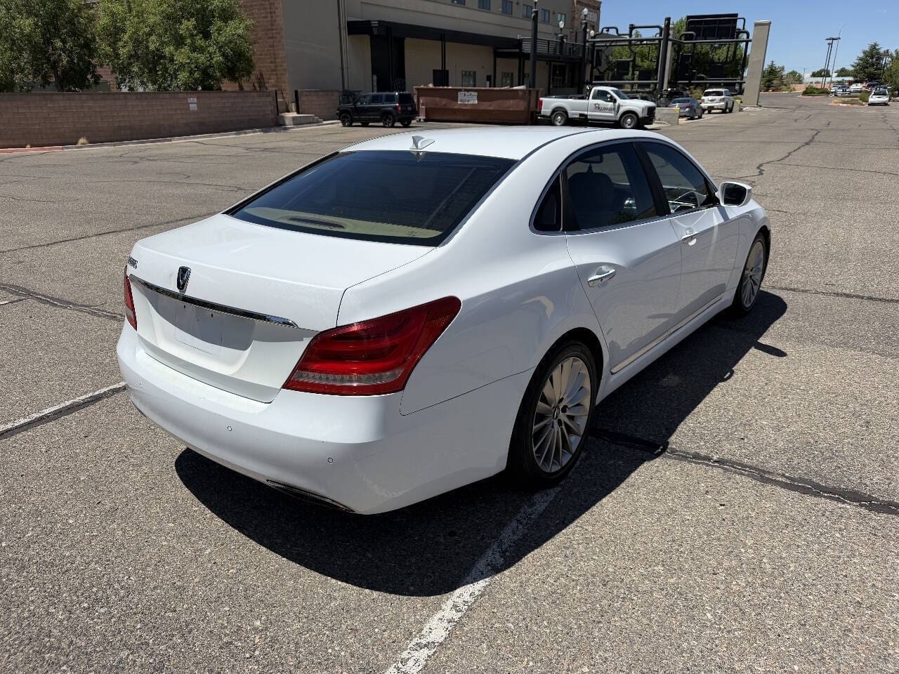 2015 Hyundai Equus - Image 7