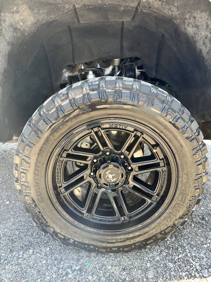 2018 Chevrolet Silverado 2500HD - Image 14