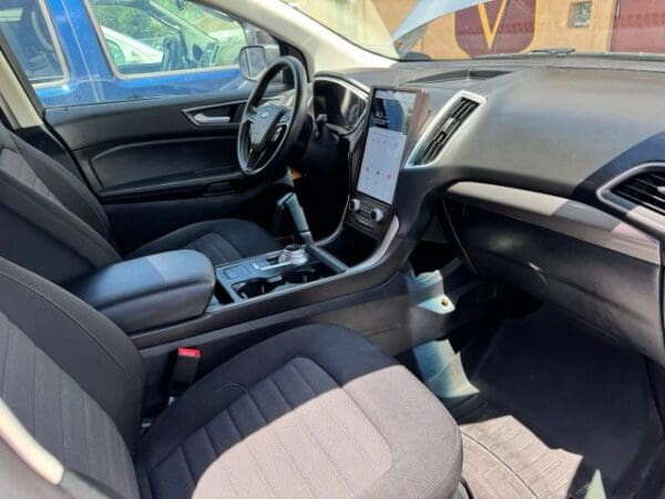 2021 Ford Edge