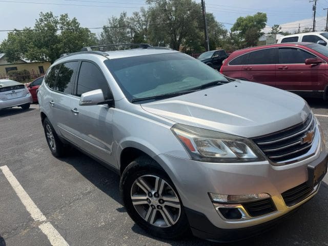 2017 Chevrolet Traverse - Image 2