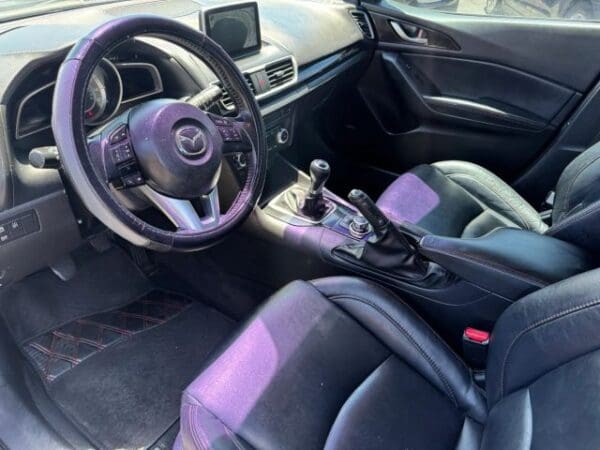 2015 MAZDA MAZDA3