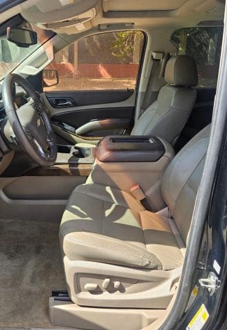 2015 Chevrolet Suburban - Image 6