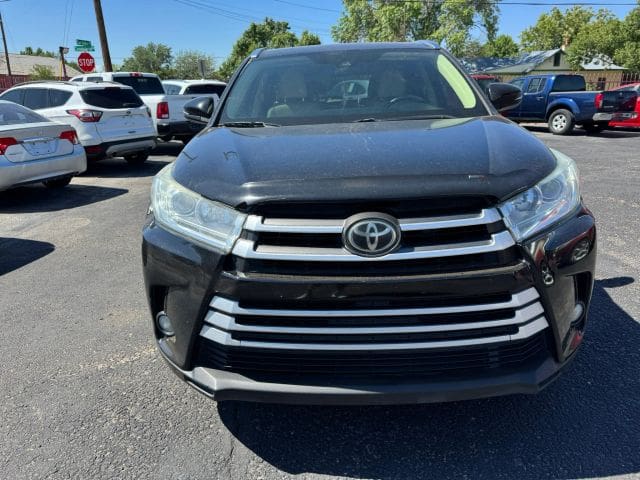 2017 Toyota Highlander - Image 4