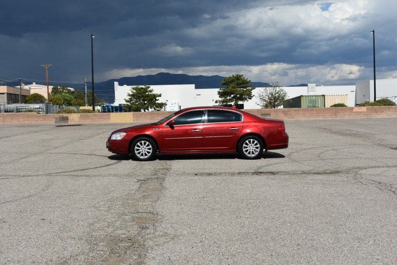 2011 Buick Lucerne - Image 4