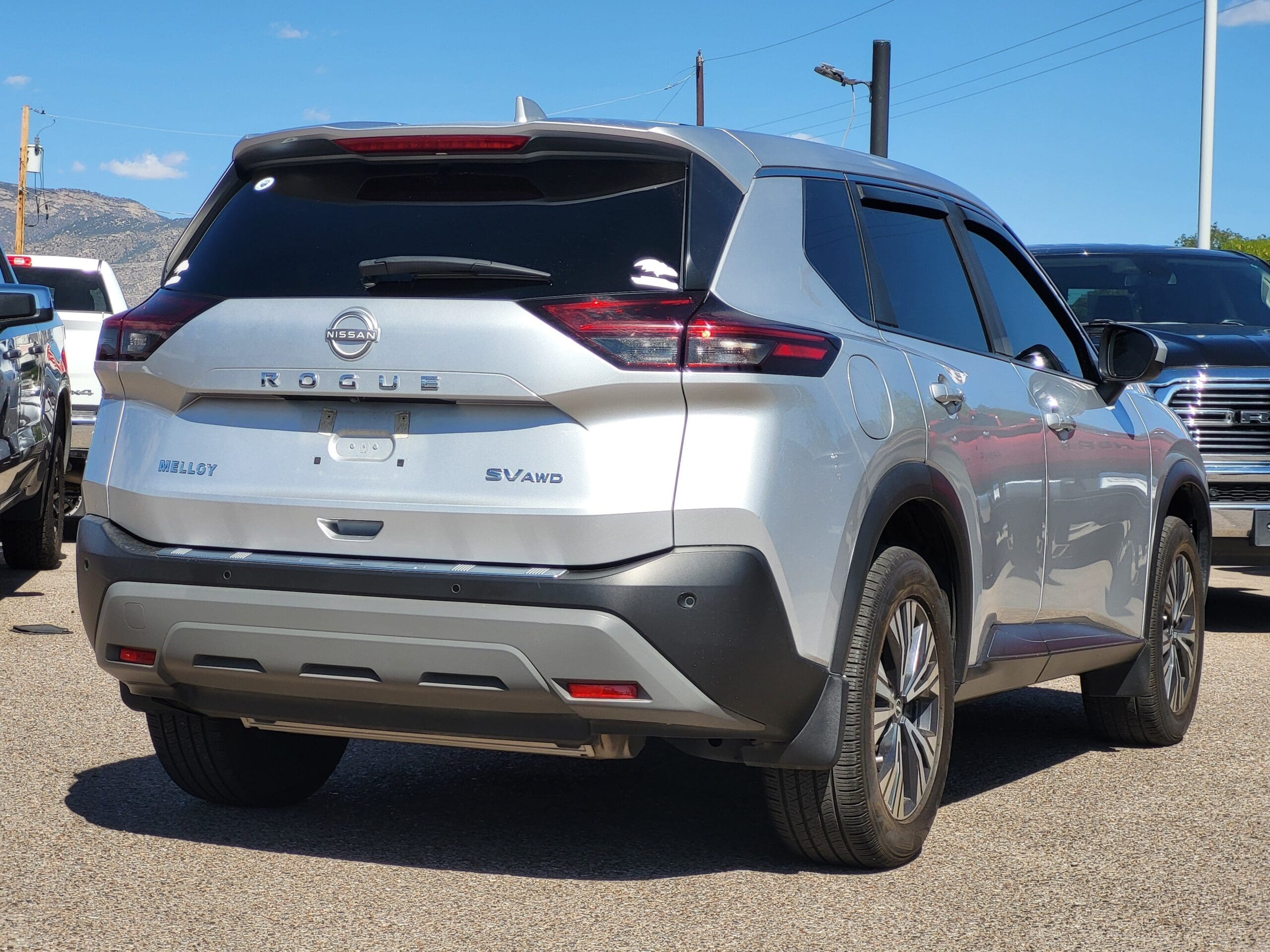 2023 Nissan Rogue - Image 4