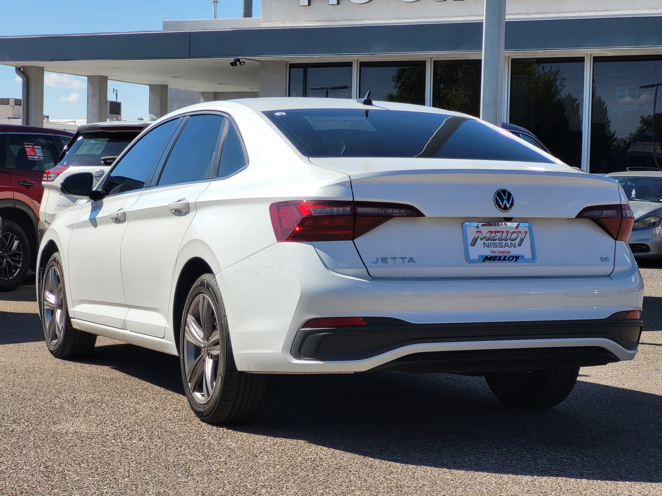 2023 Volkswagen Jetta - Image 6