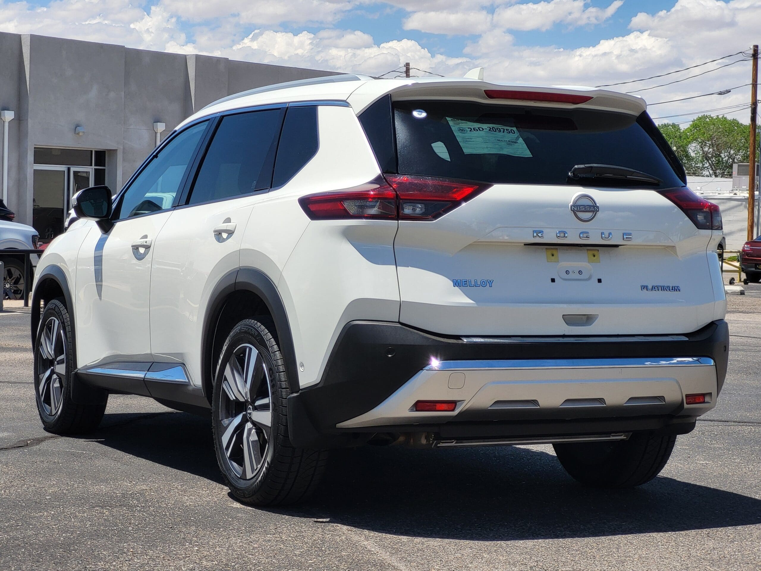 2023 Nissan Rogue - Image 6