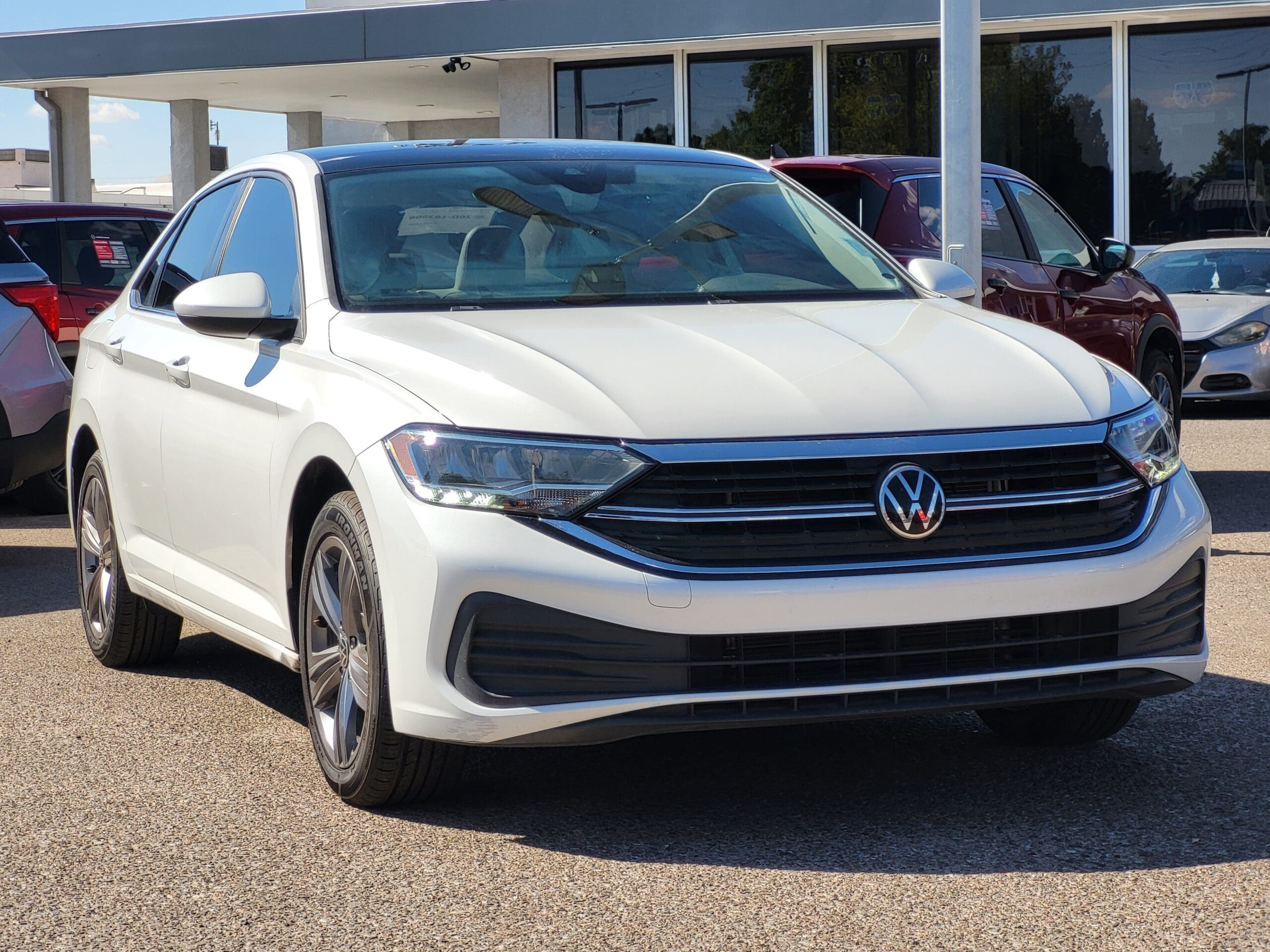 2023 Volkswagen Jetta - Image 3