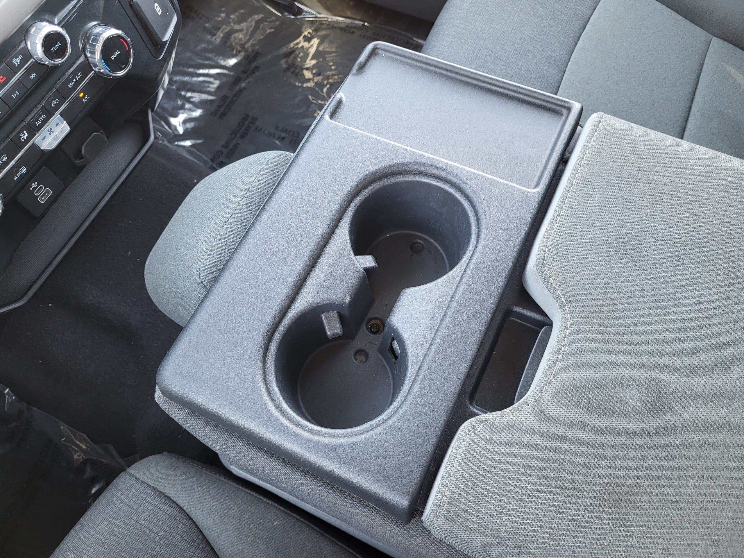 2025 Ford F-150 - Image 21