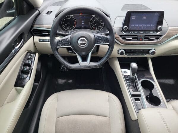 2023 Nissan Altima