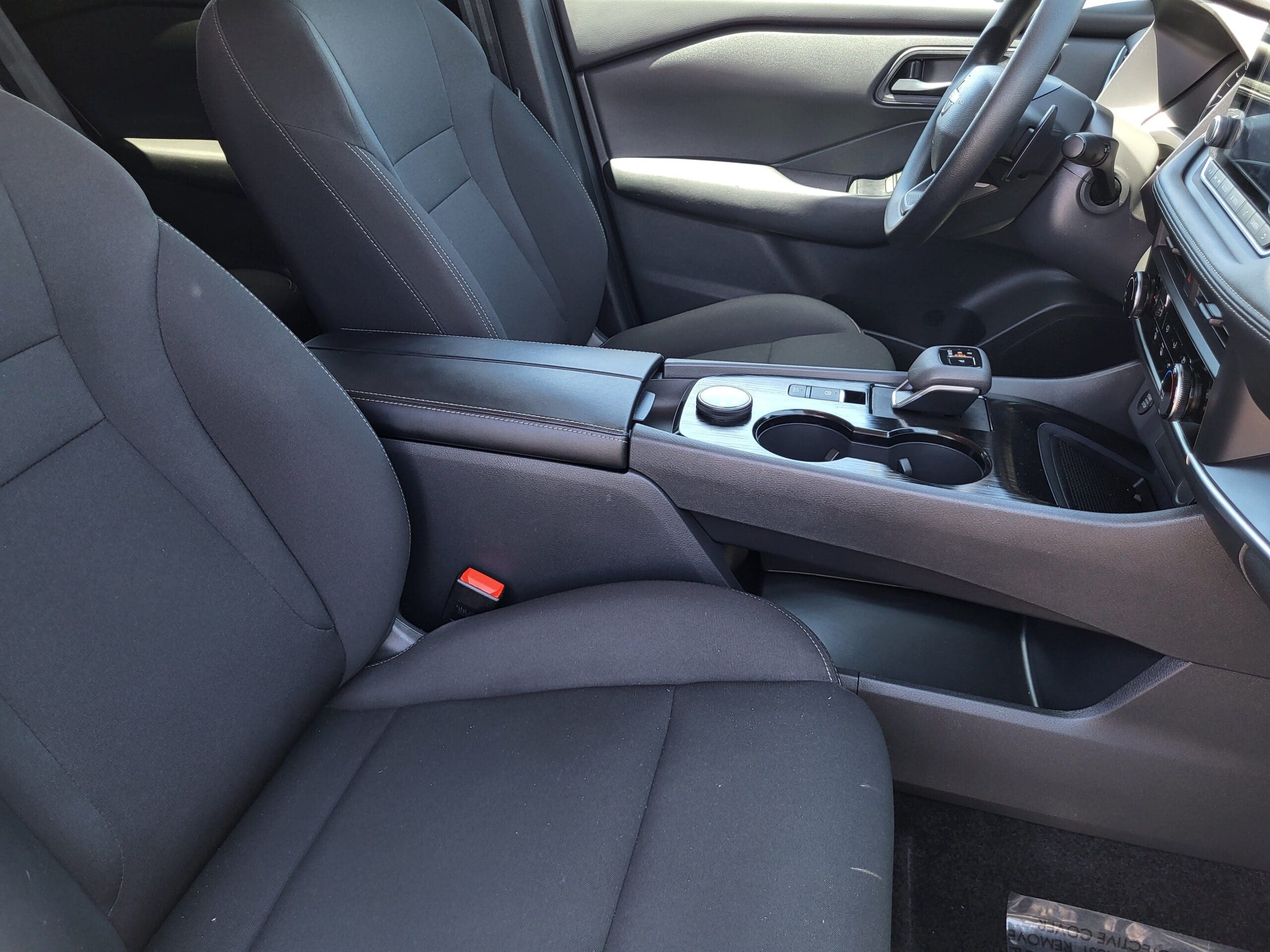 2026 Nissan Rogue - Image 15