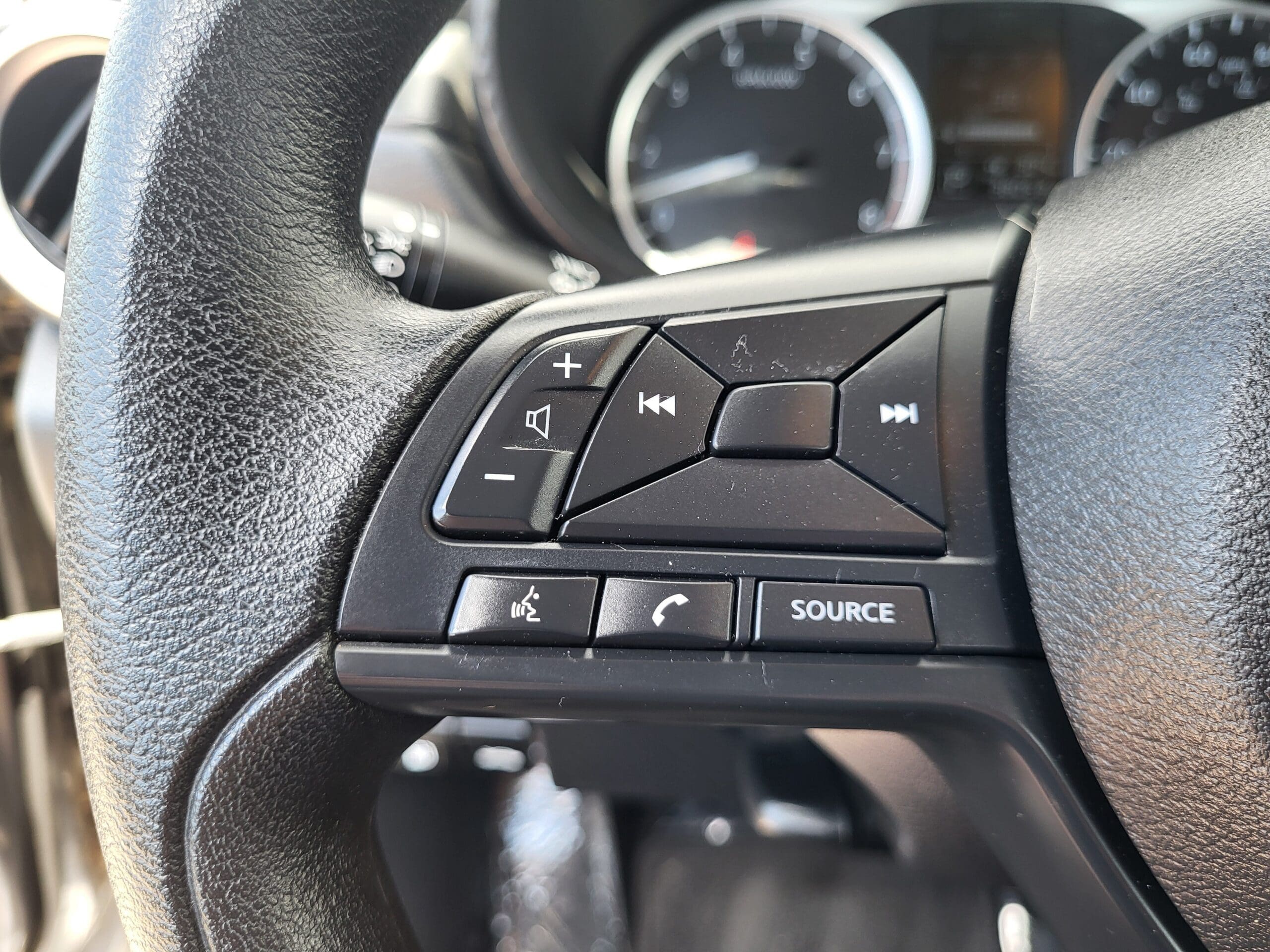 2024 Nissan Versa - Image 27