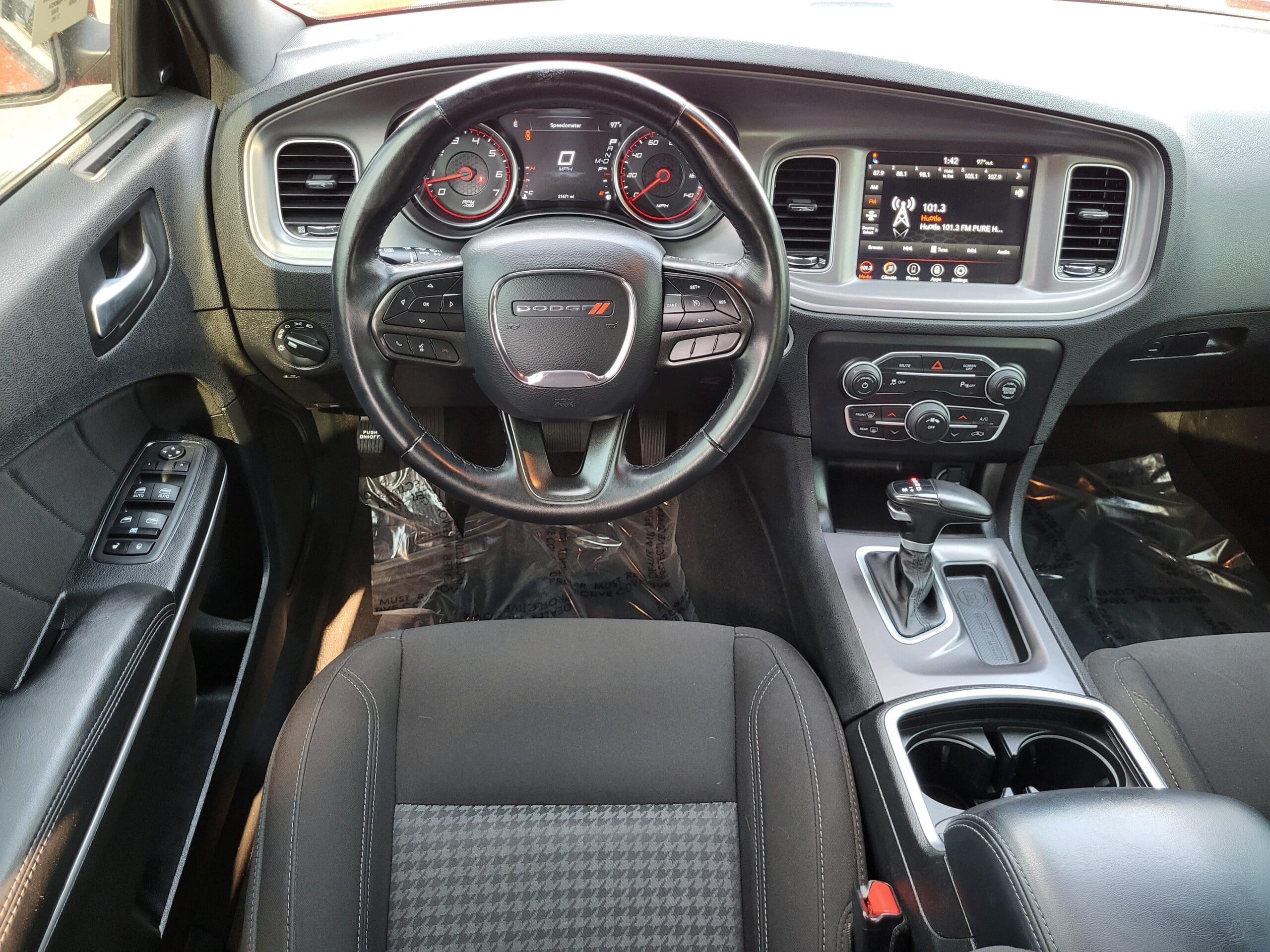 2023 Dodge Charger - Image 26
