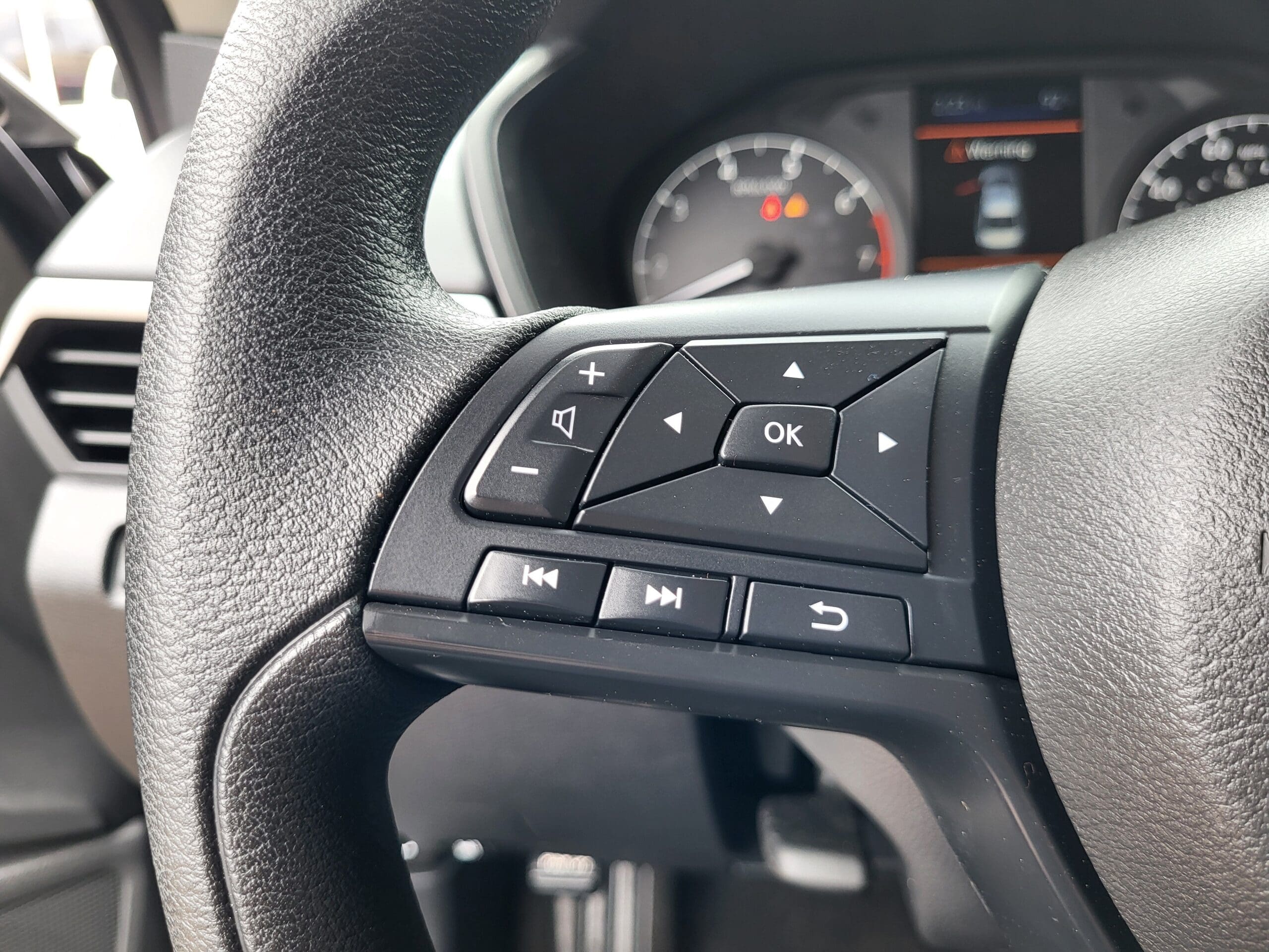 2024 Nissan Altima - Image 27