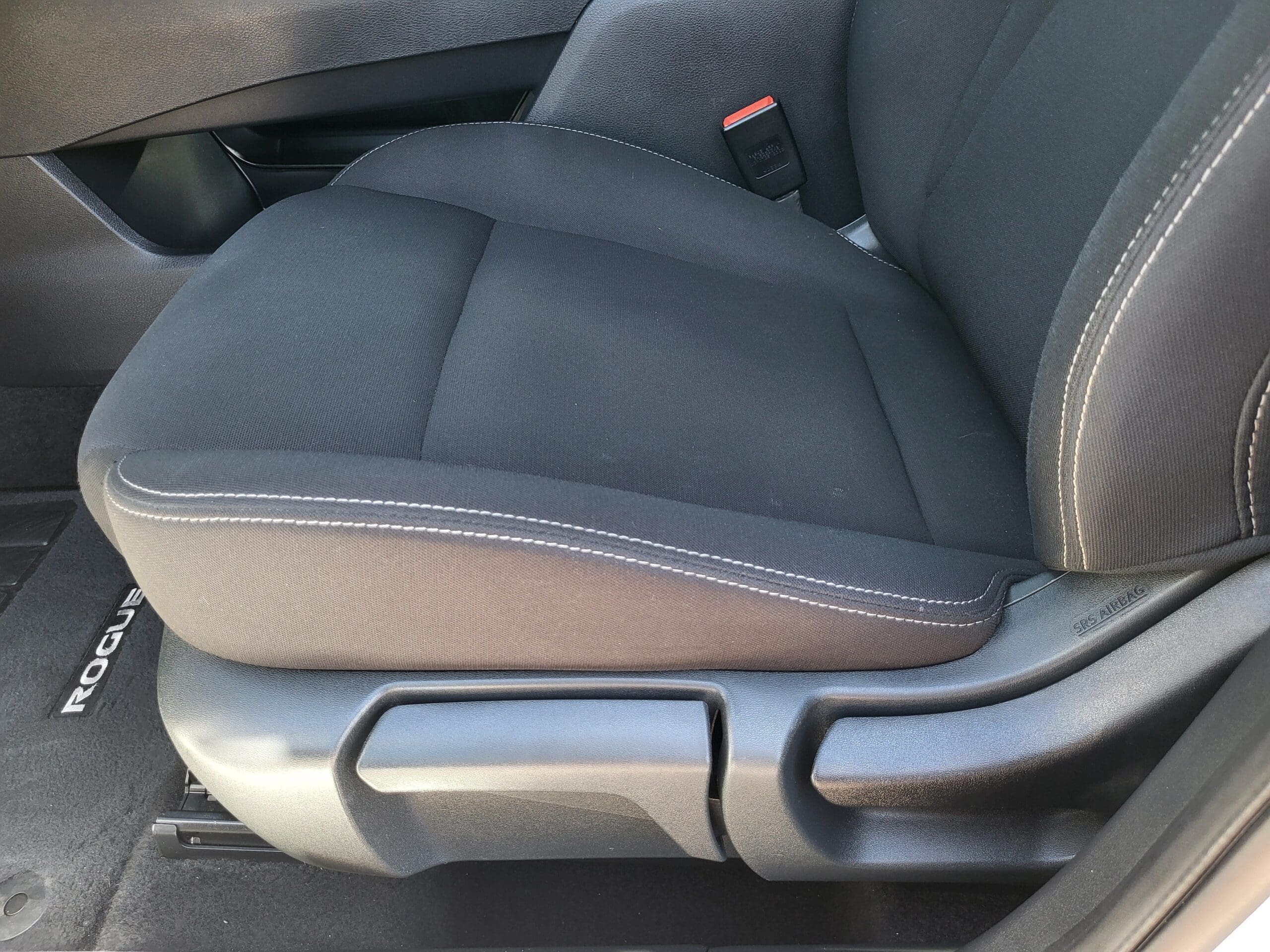2026 Nissan Rogue - Image 24