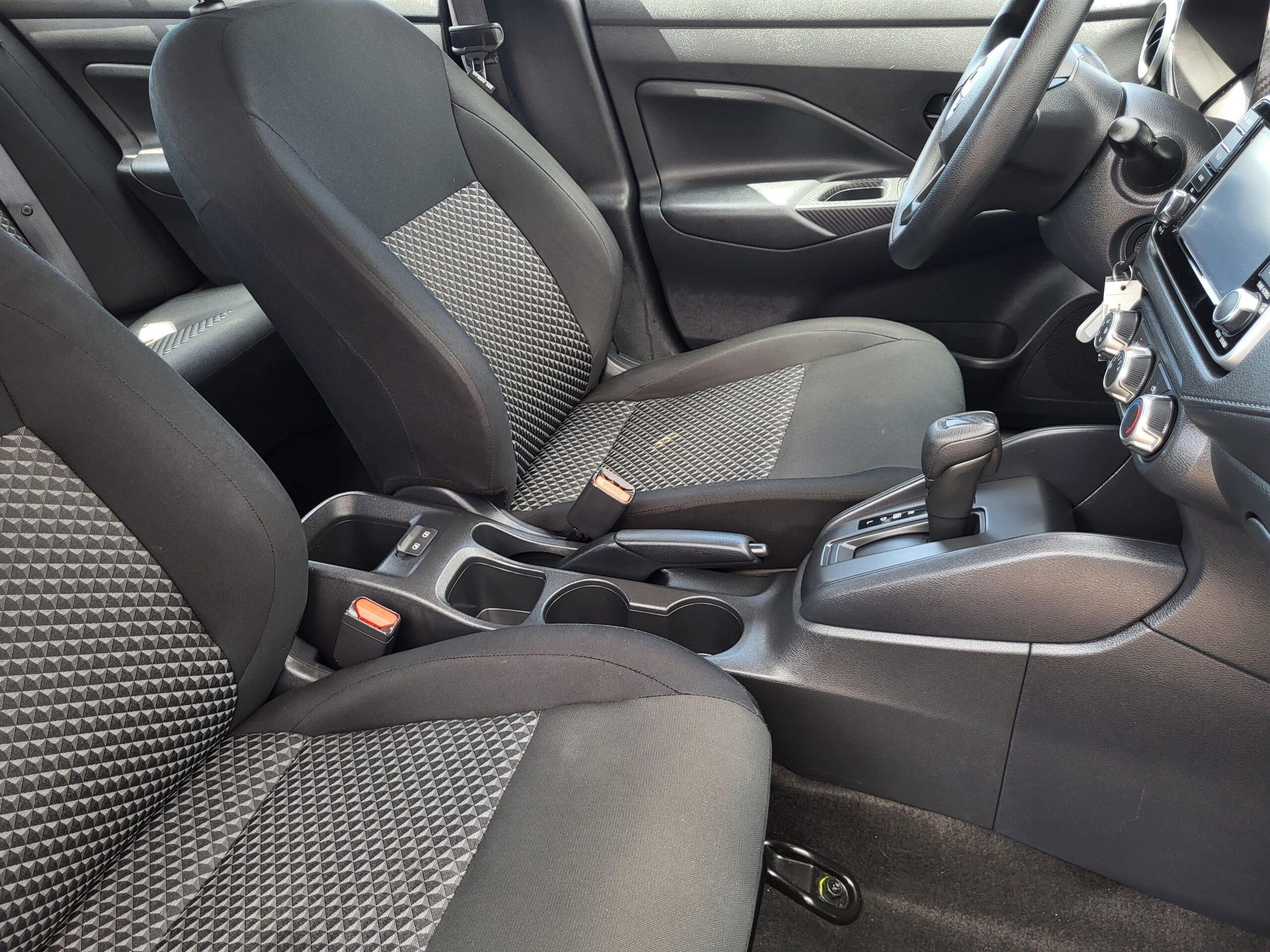2024 Nissan Versa - Image 15