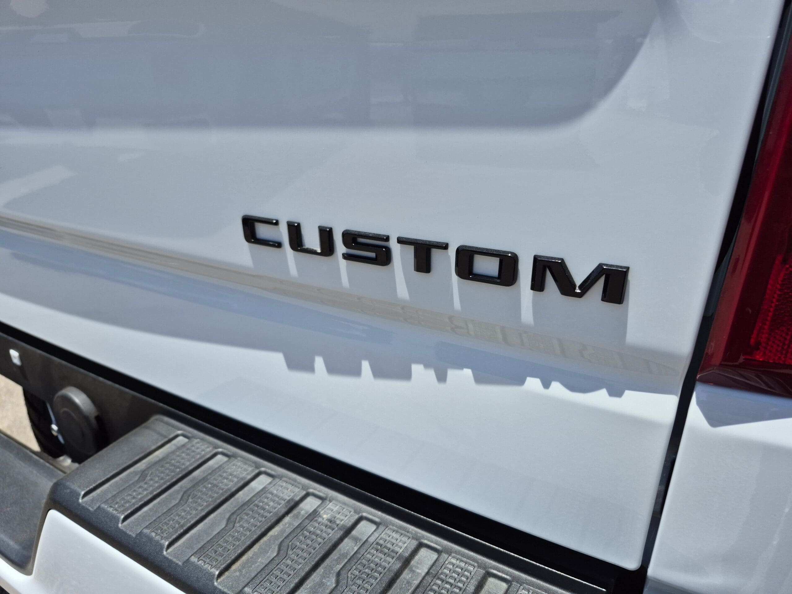 2025 Chevrolet Silverado 1500 - Image 15