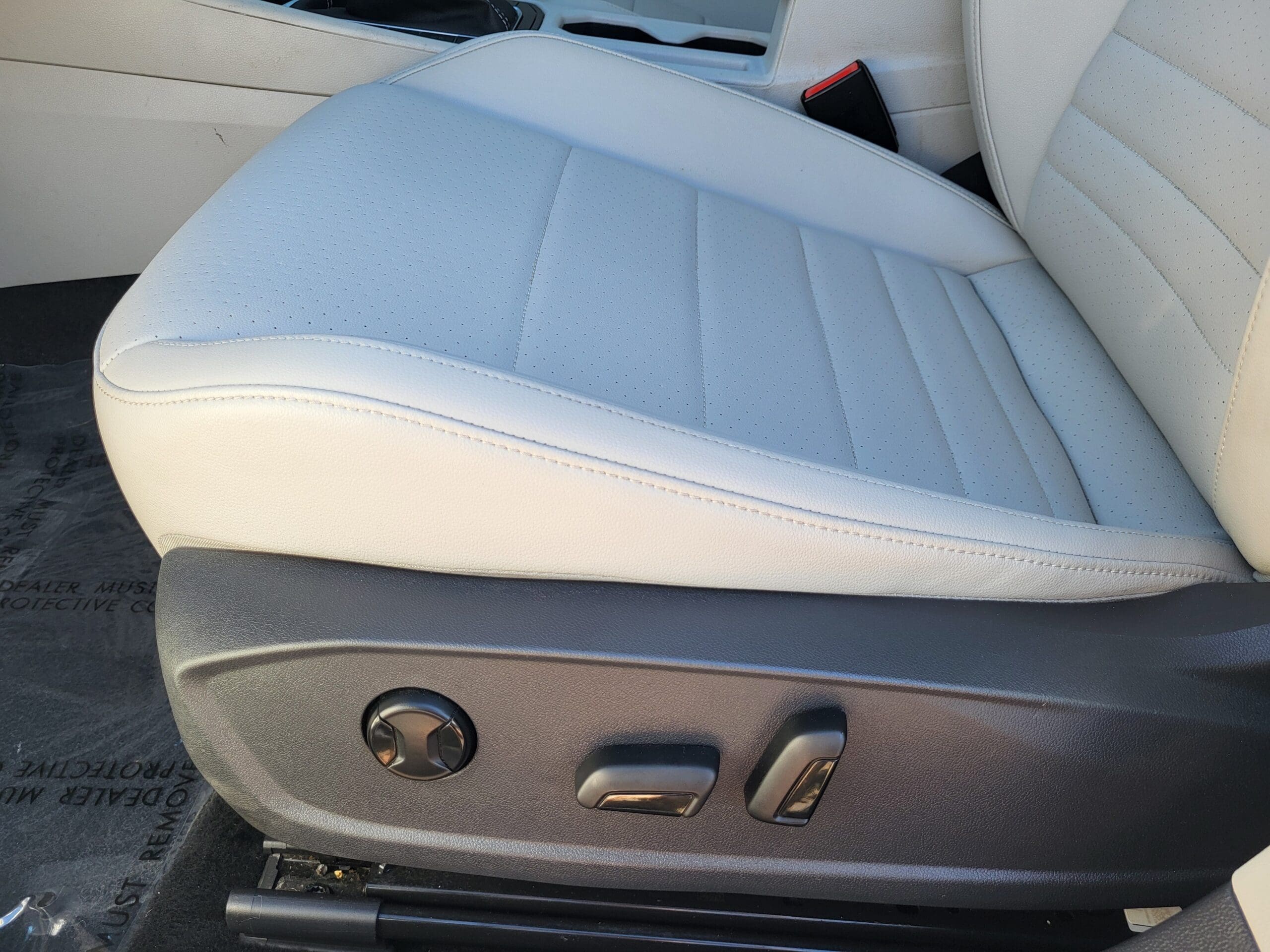 2023 Volkswagen Jetta - Image 25
