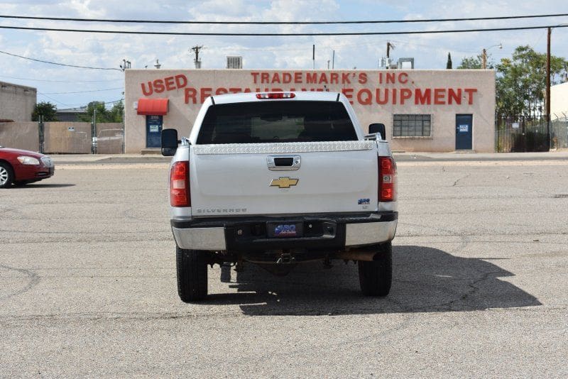 2010 Chevrolet Silverado 2500HD - Image 5