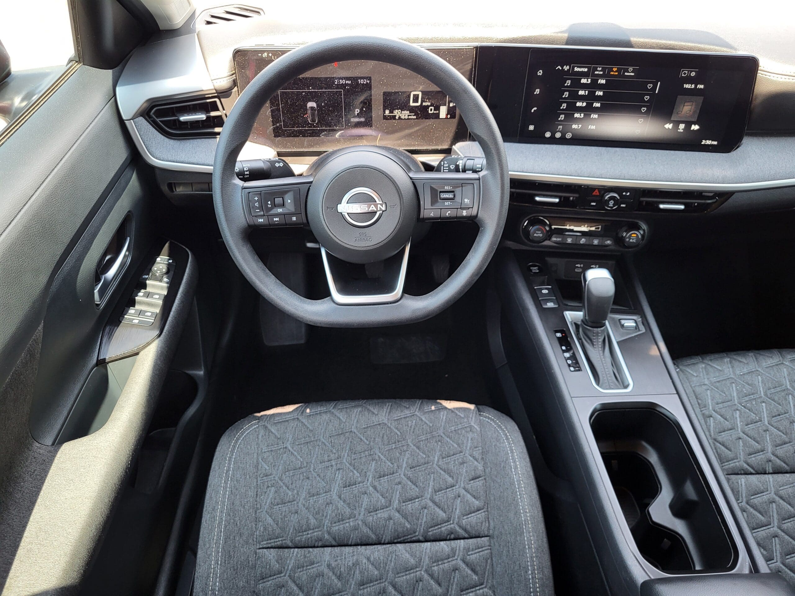 2026 Nissan Kicks - Image 26
