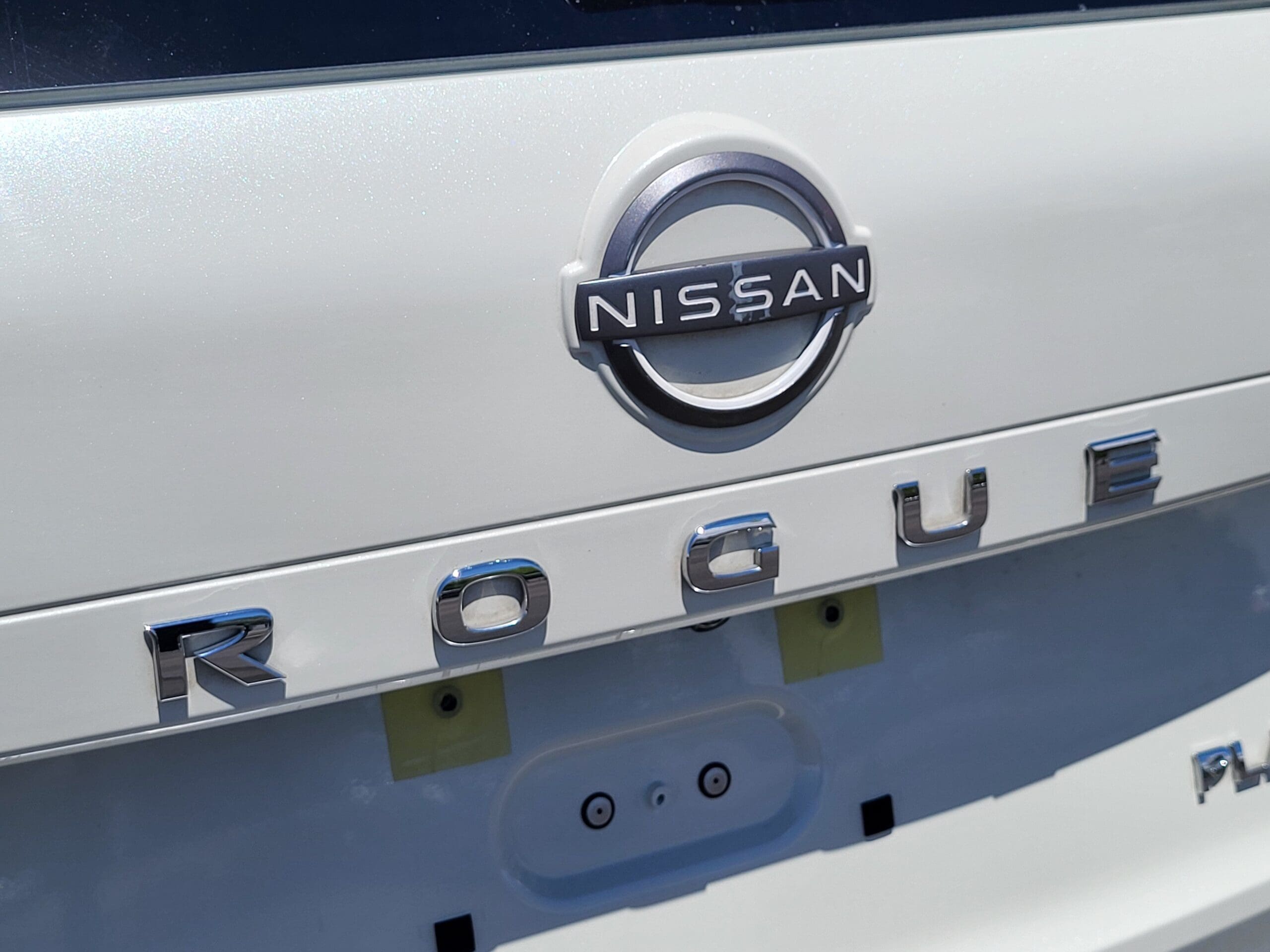2023 Nissan Rogue - Image 12