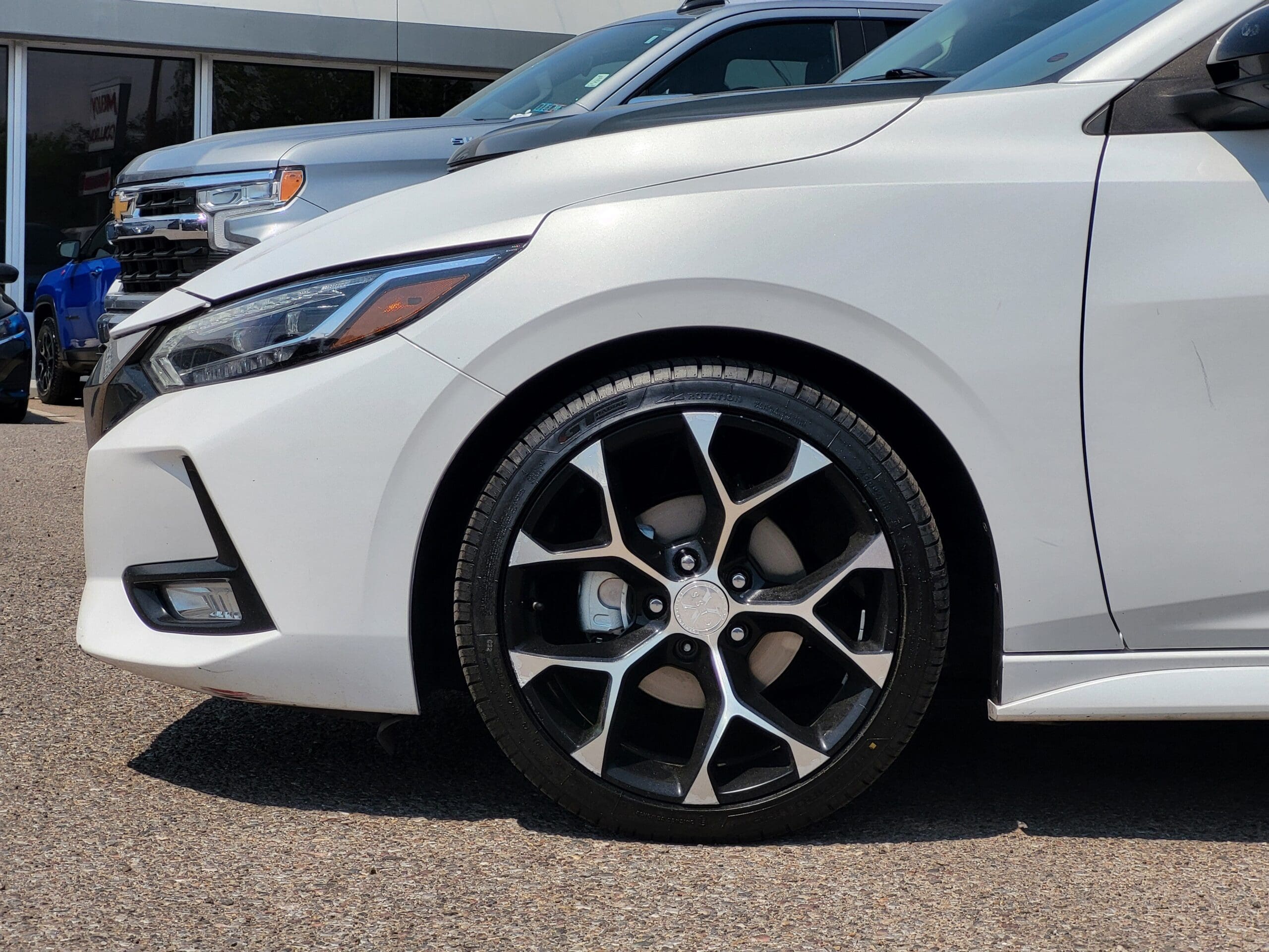 2023 Nissan Sentra - Image 9
