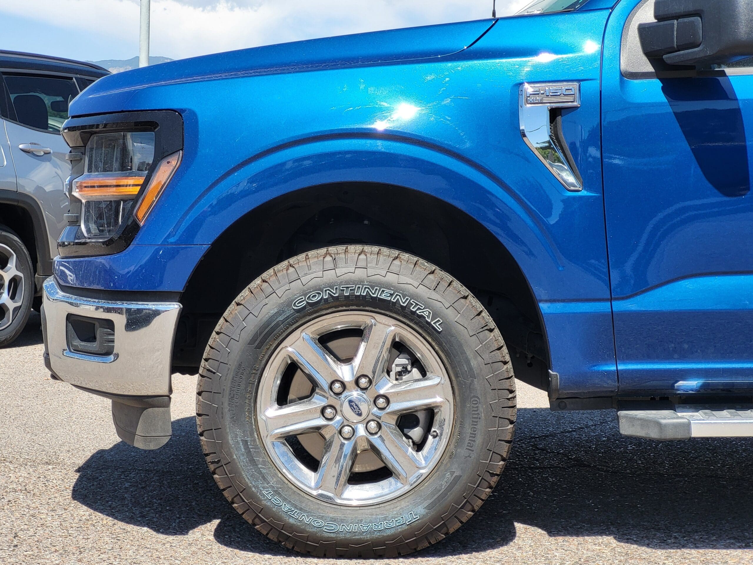 2025 Ford F-150 - Image 9