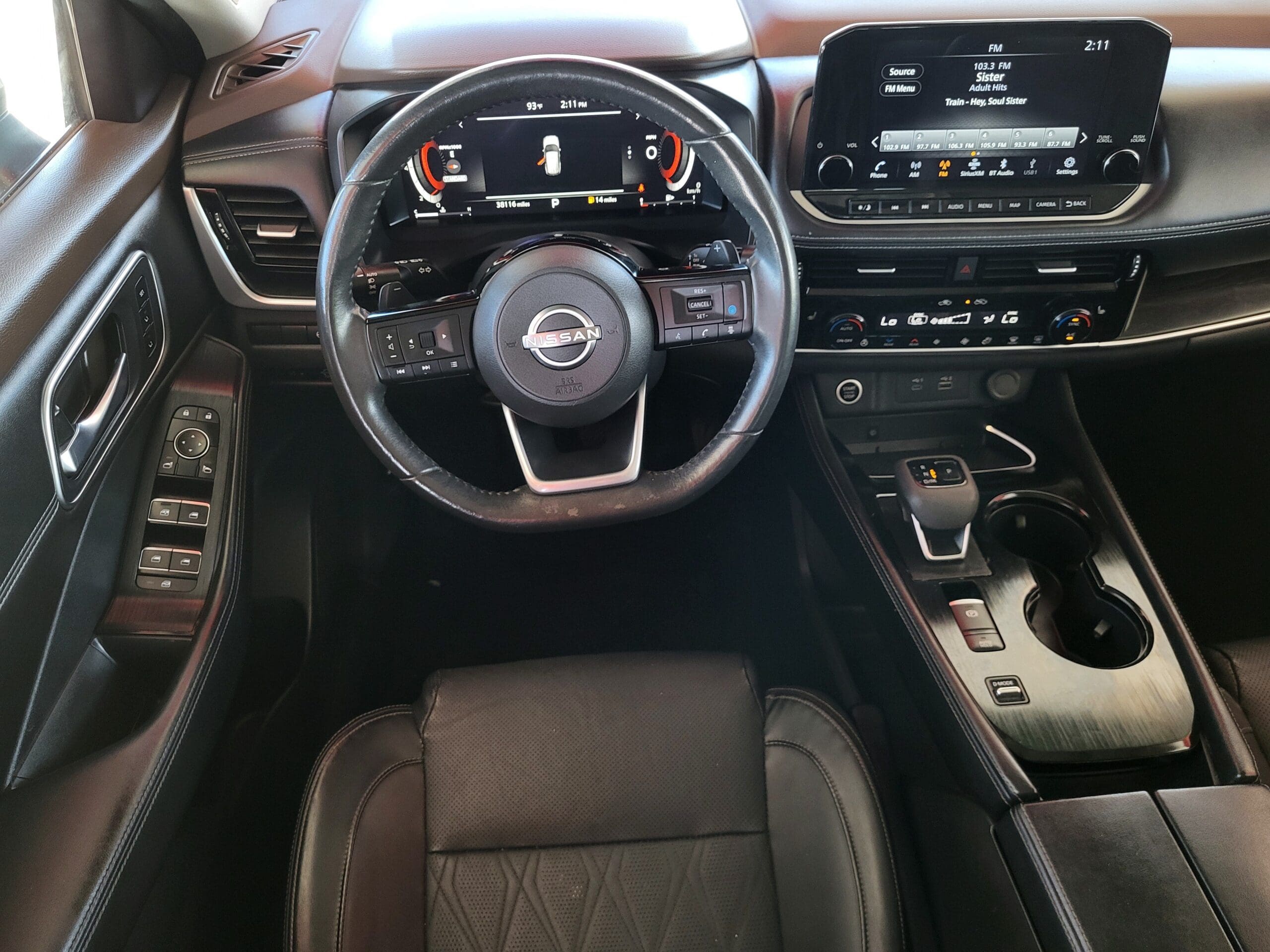 2023 Nissan Rogue - Image 27