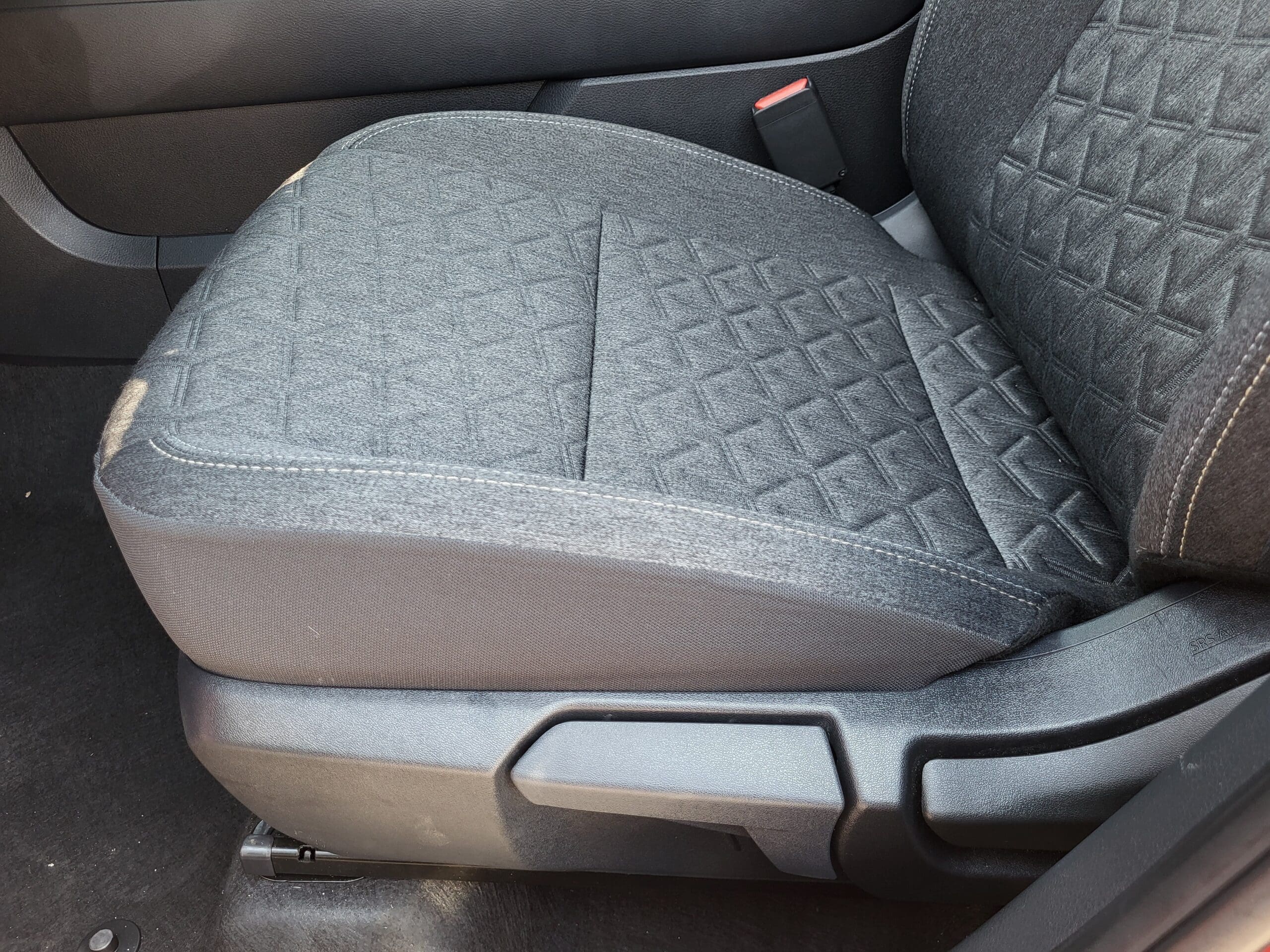 2026 Nissan Kicks - Image 24