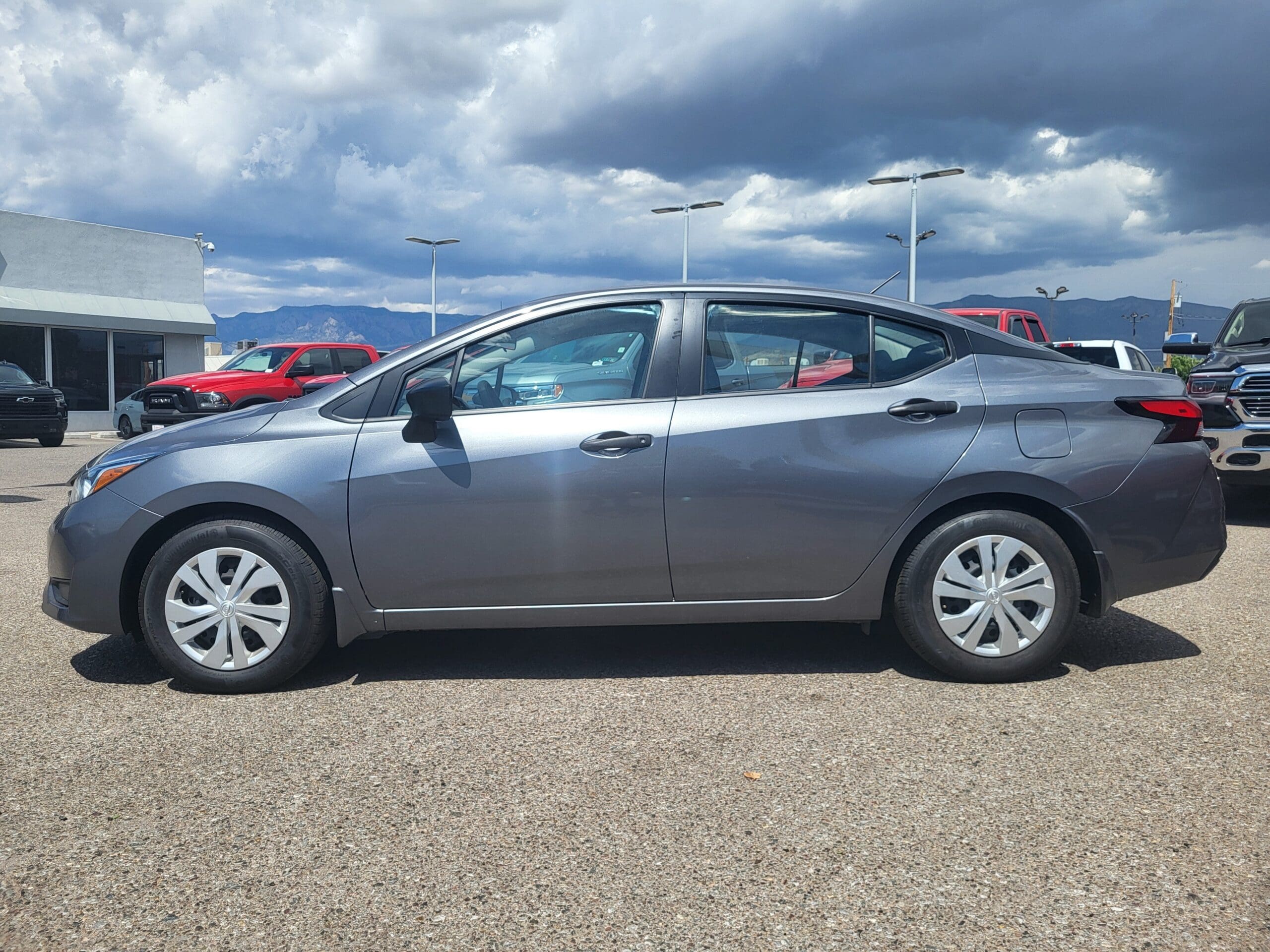 2024 Nissan Versa - Image 7