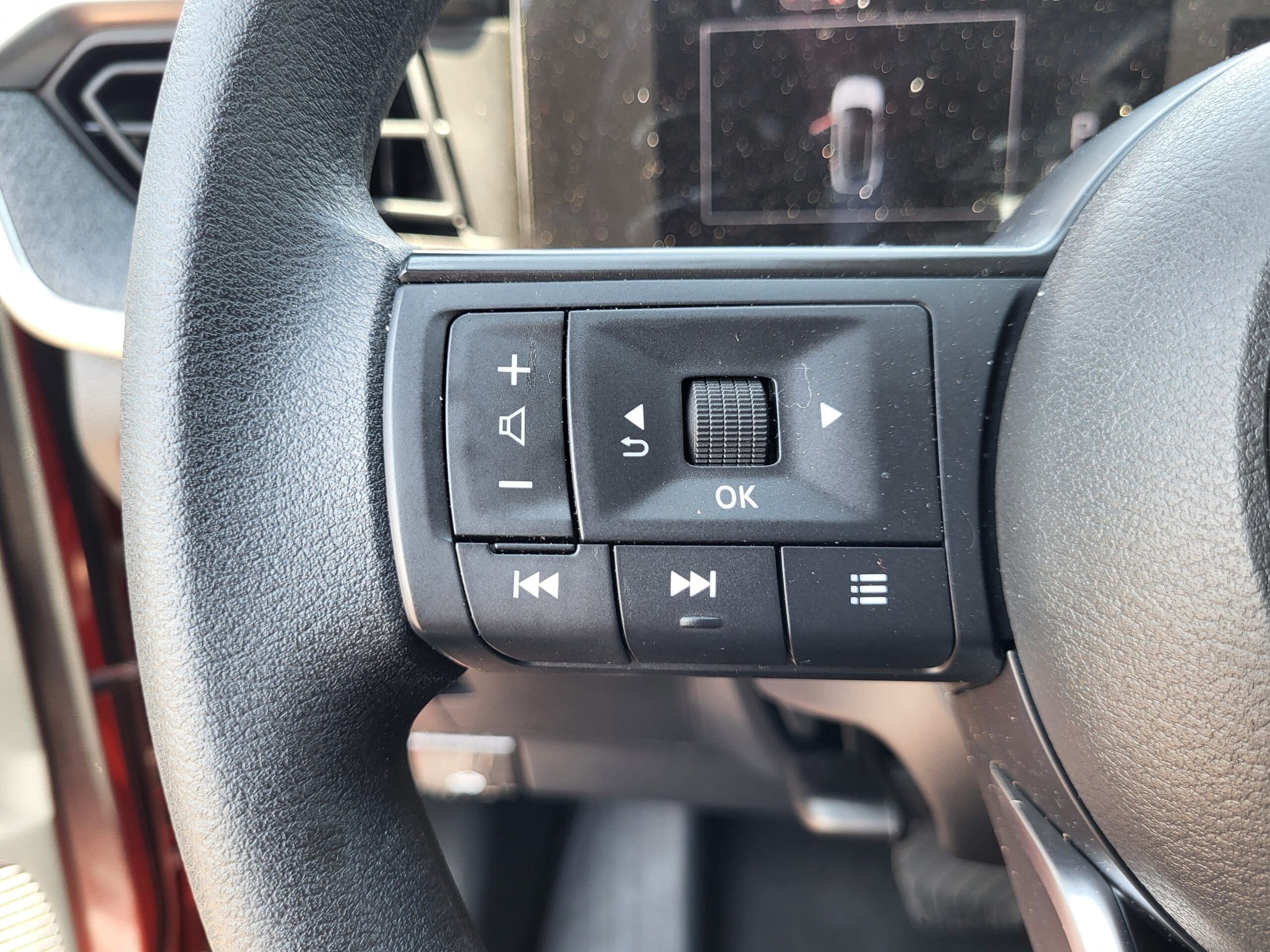 2026 Nissan Kicks - Image 27