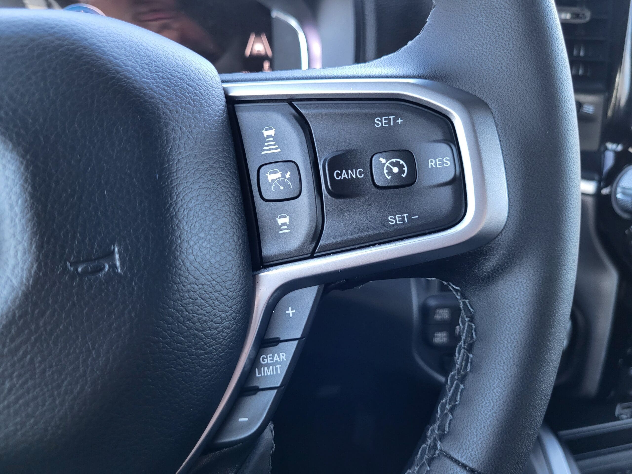 2025 Ram 1500 - Image 28