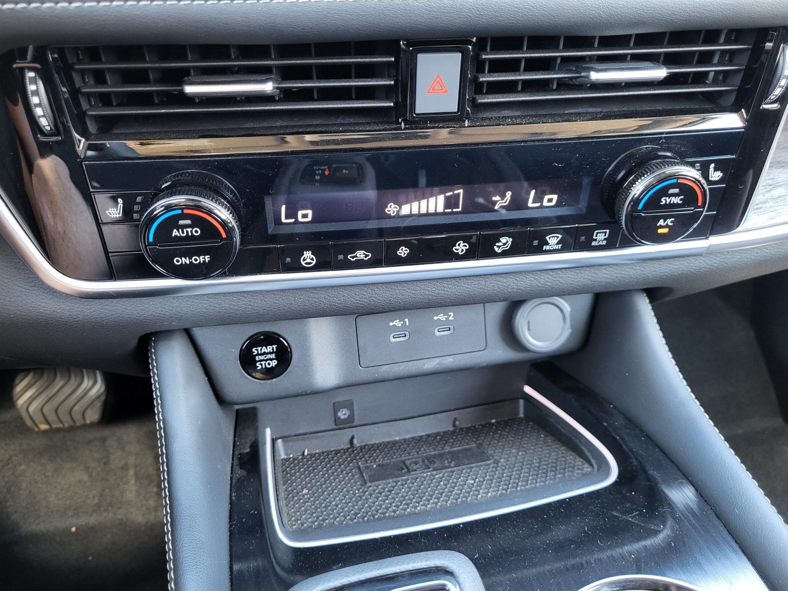 2025 Nissan Rogue - Image 19