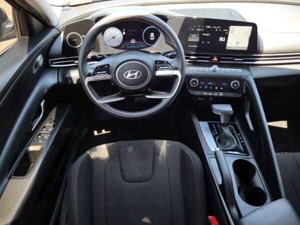 2024 Hyundai Elantra