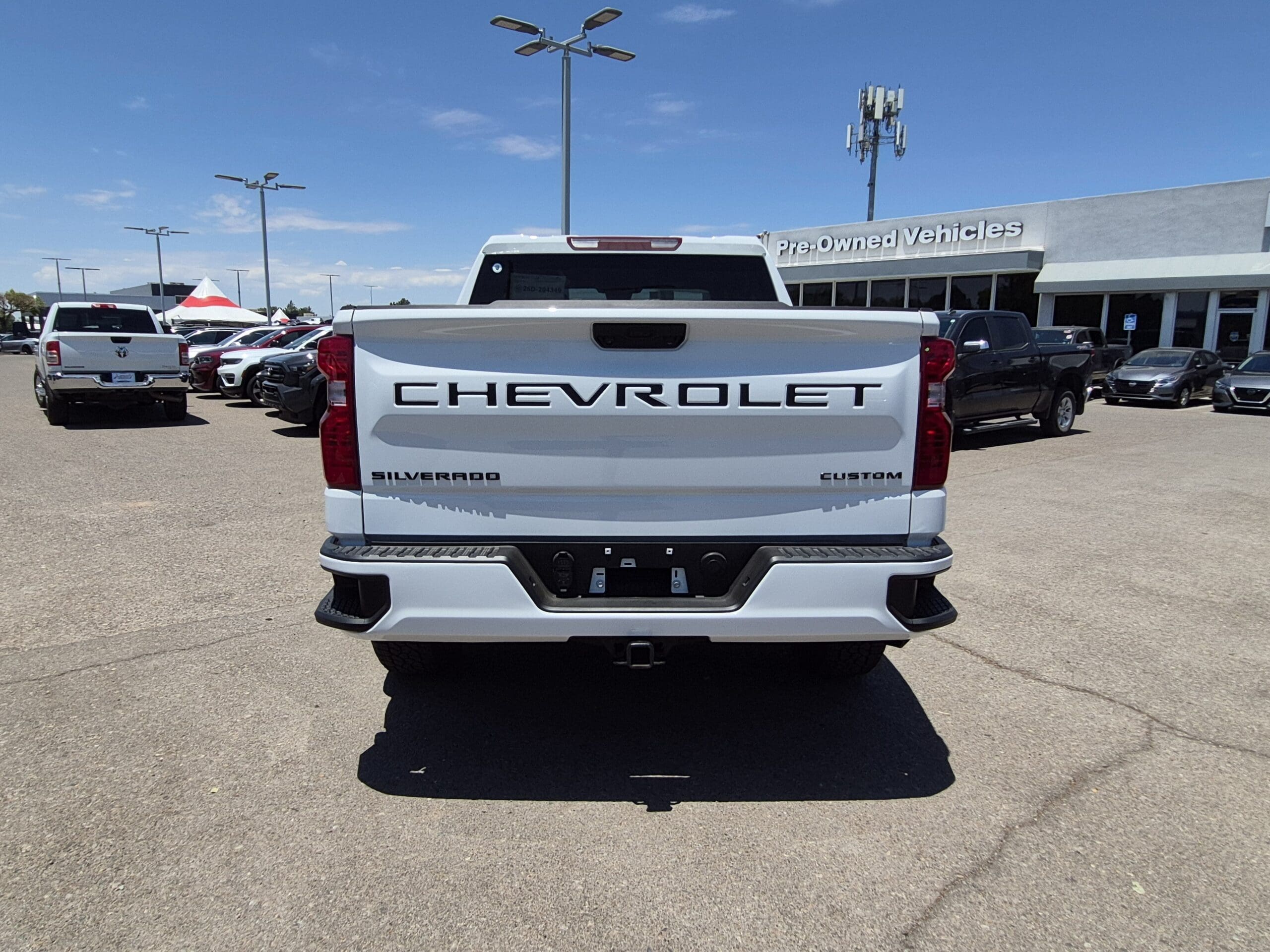 2025 Chevrolet Silverado 1500 - Image 14
