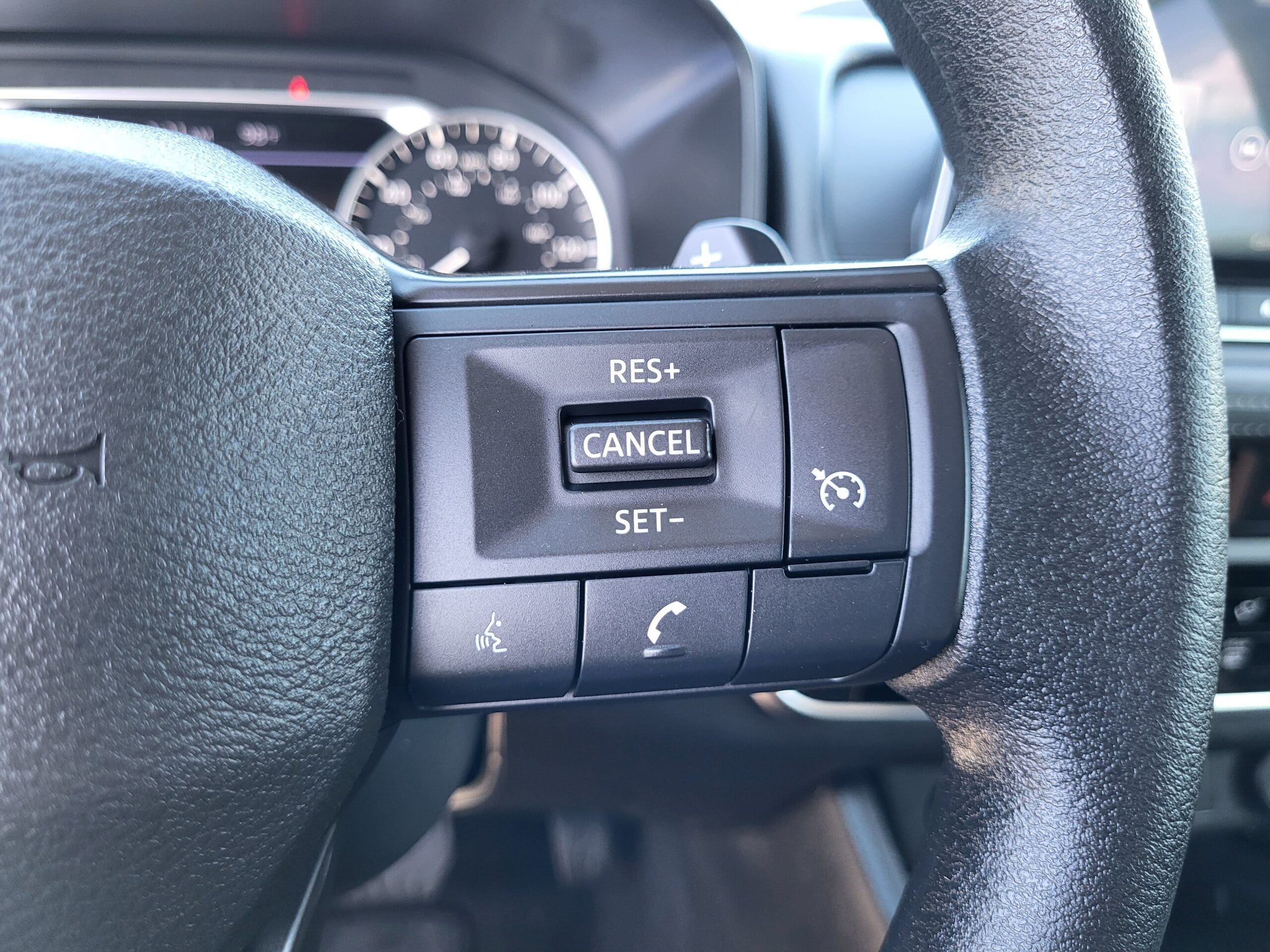 2026 Nissan Rogue - Image 28