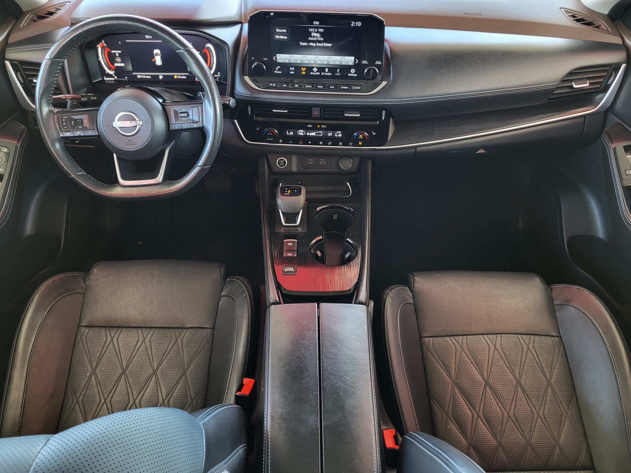 2023 Nissan Rogue - Image 26