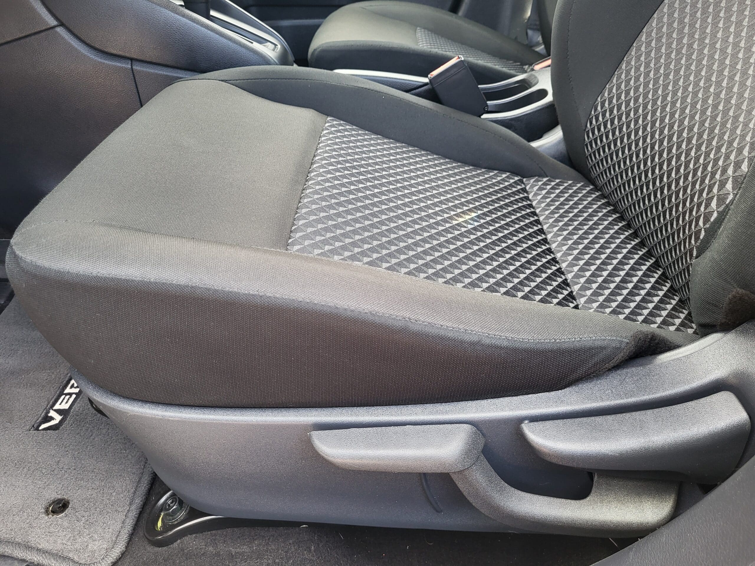 2024 Nissan Versa - Image 24