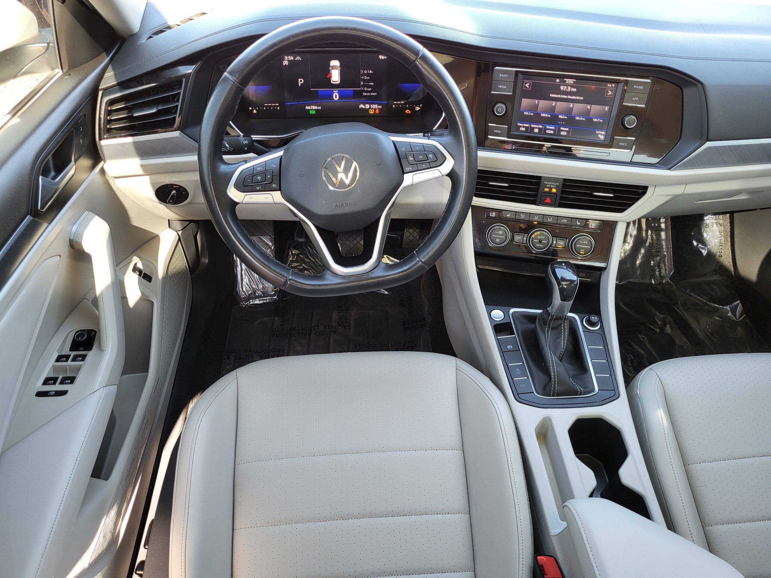 2023 Volkswagen Jetta - Image 28